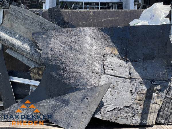 Kosten dakrenovatie: afvoer oud dakmateriaal in Rheden Kosten dakrenovatie: afvoer oud dakmateriaal in Rheden